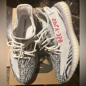 Yeezy 350 v2 Zebra og all with receipt